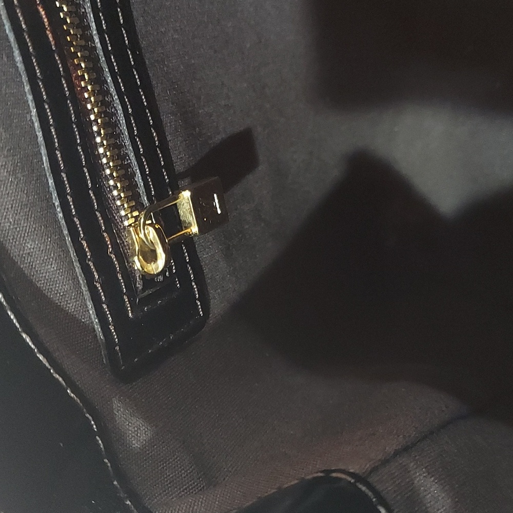 Louis Vuitton Amarante Vernis Wilsher Pm Tote Satchel - Picture 11 of 13